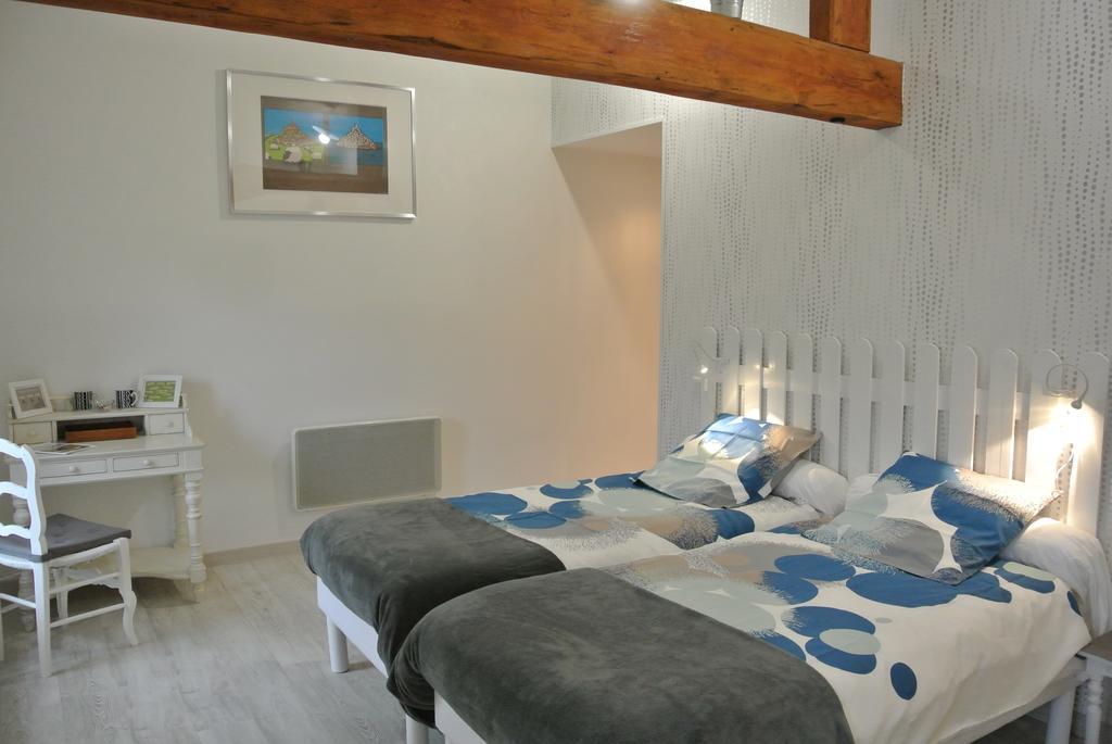 La Fresnee Chambres D'Hotes Mosles Exterior foto